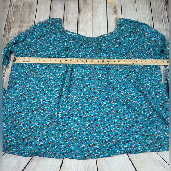 Easel Blue/Pink Floral Blouse Long Sleeve. Size Medium. Crochet. Garden Girl - Picture 7 of 8